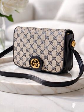 ✋Price Drop ✋Authentic Gucci Sherry Line Leather Crossbody/Shoulder Bag Gucci.